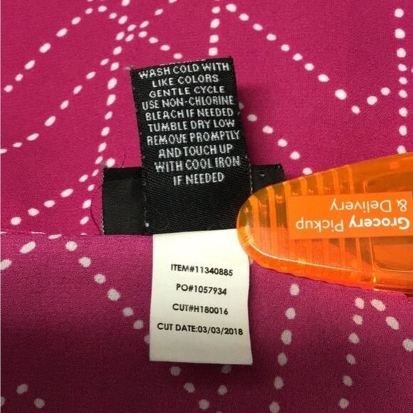 Torrid Women’s Short Sleeve Georgette Keyhole Cutout Neck Blouse, Pink, size 1 - Picture 8 of 8